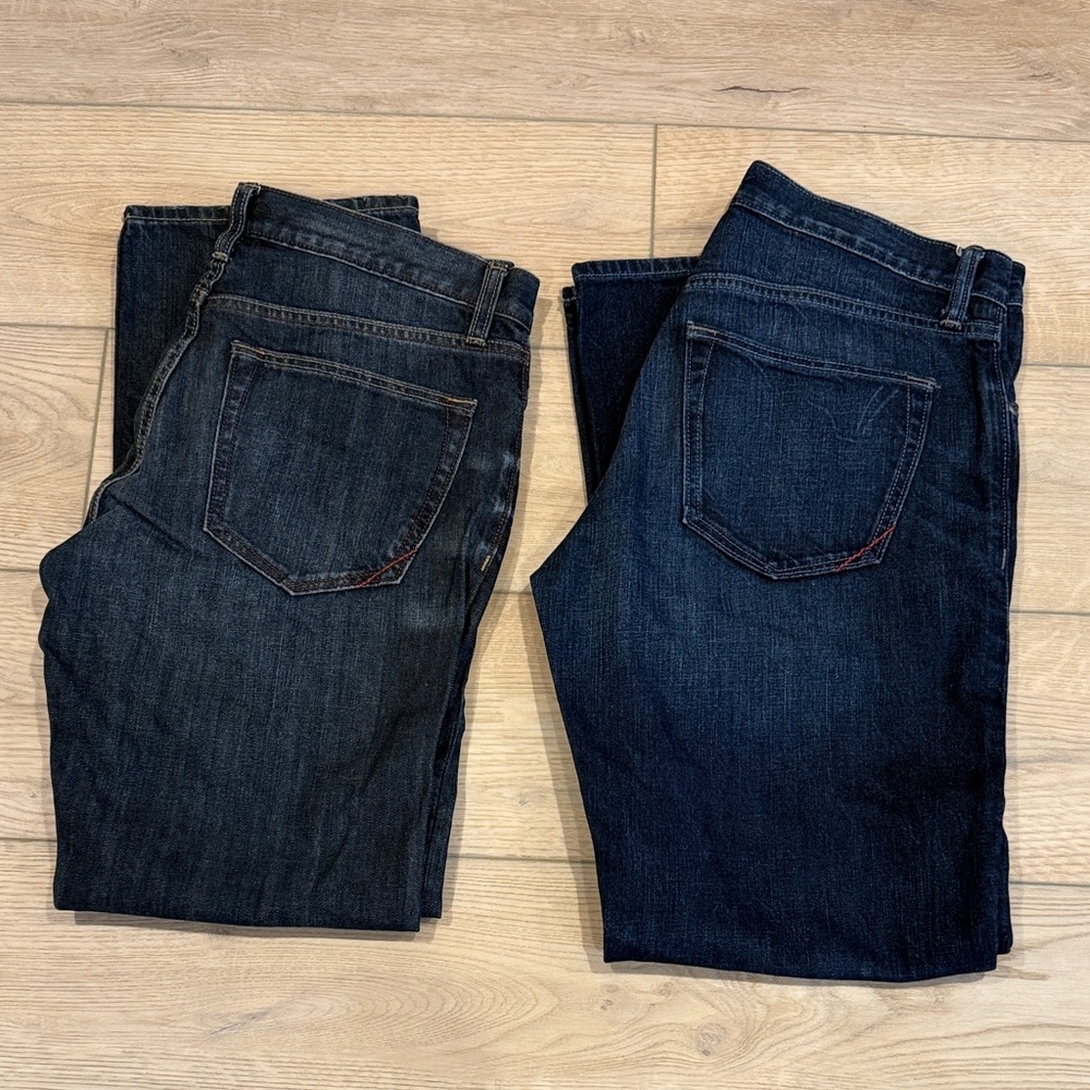 Banana Republic Men's Dark Blue Denim Jeans - Classic Straight Fit & Relaxed Fit